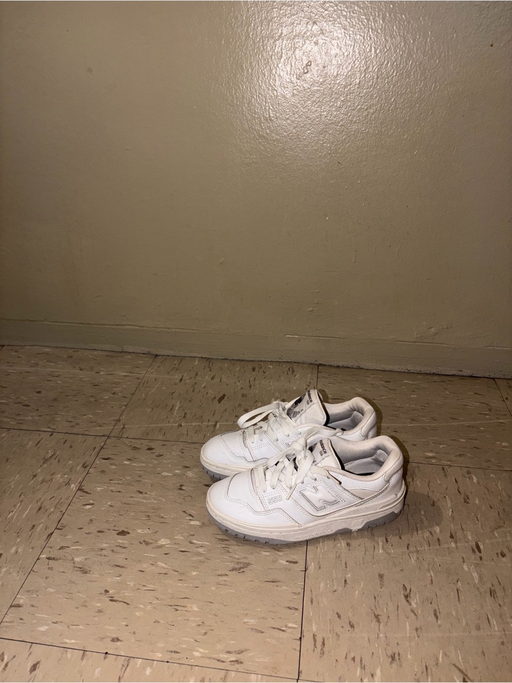 Kids White Low-Top Sneakers - Classic Everyday Shoes New Balance 550
White Grey